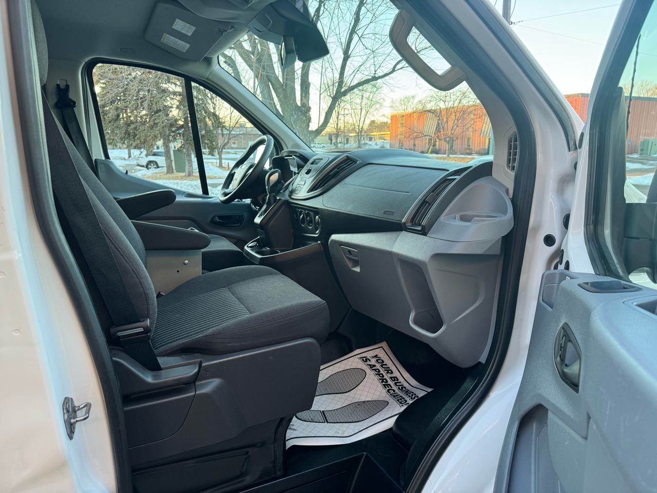 Ford Transit Van T-150 130" Low Rf 8600 GVWR Swing-Out RH Dr 2019