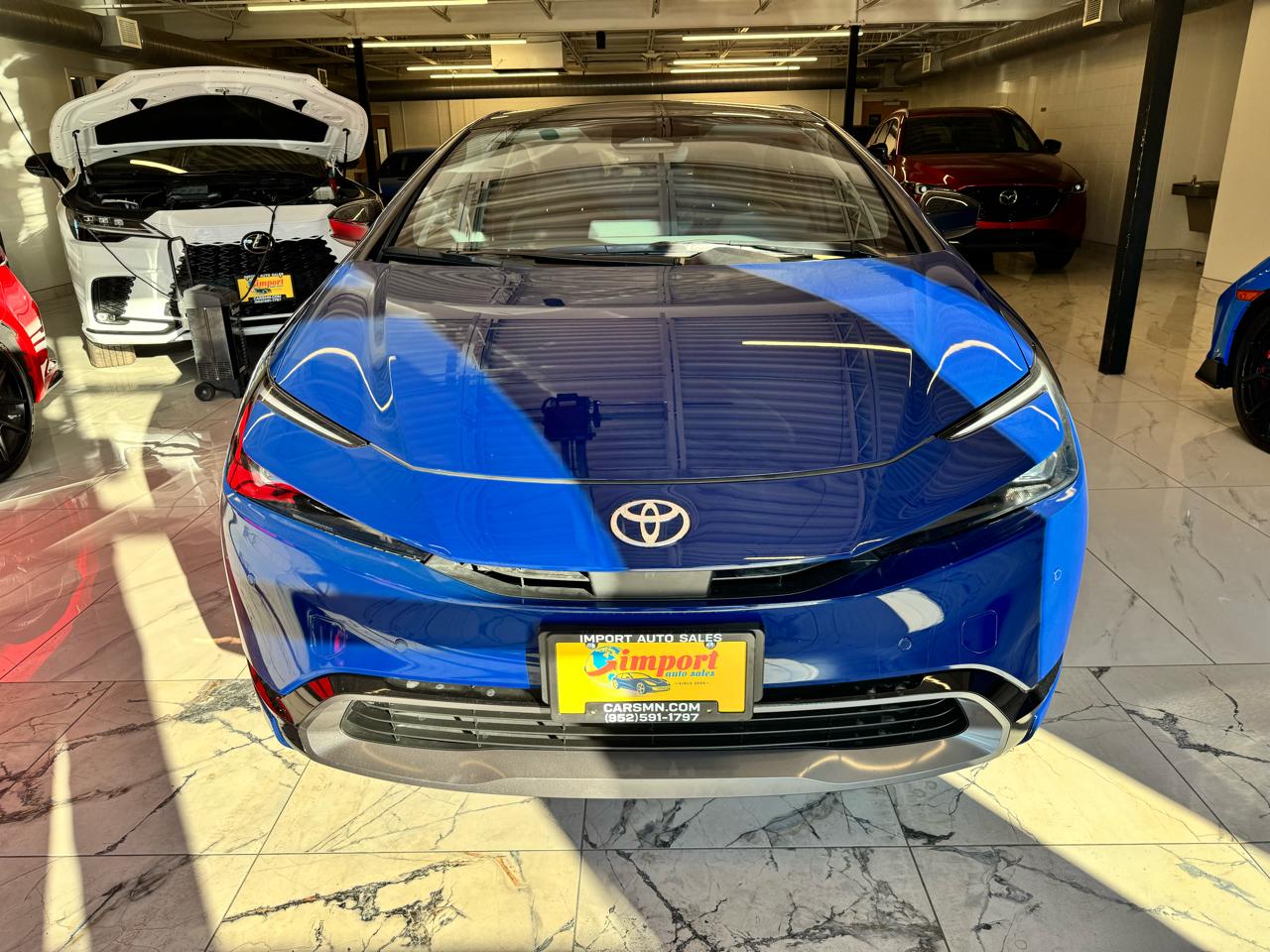 Toyota Prius Limited AWD (Natl) 2024