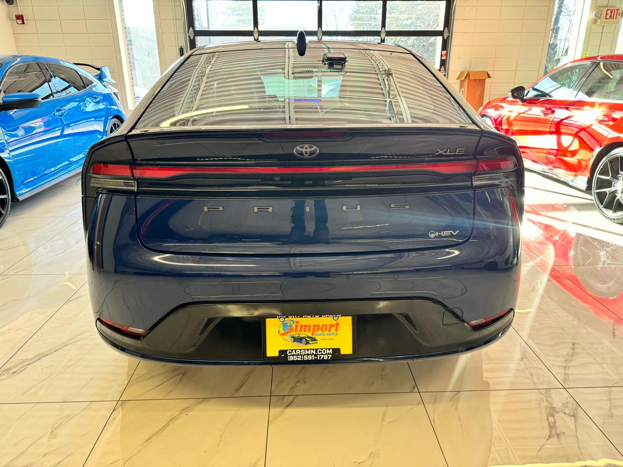 Toyota Prius Limited AWD (Natl) 2024