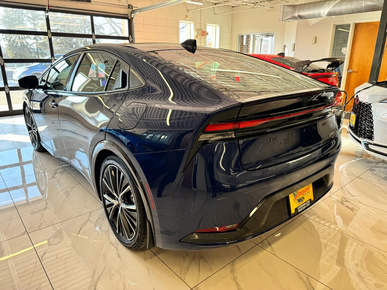 Toyota Prius Limited AWD (Natl) 2024