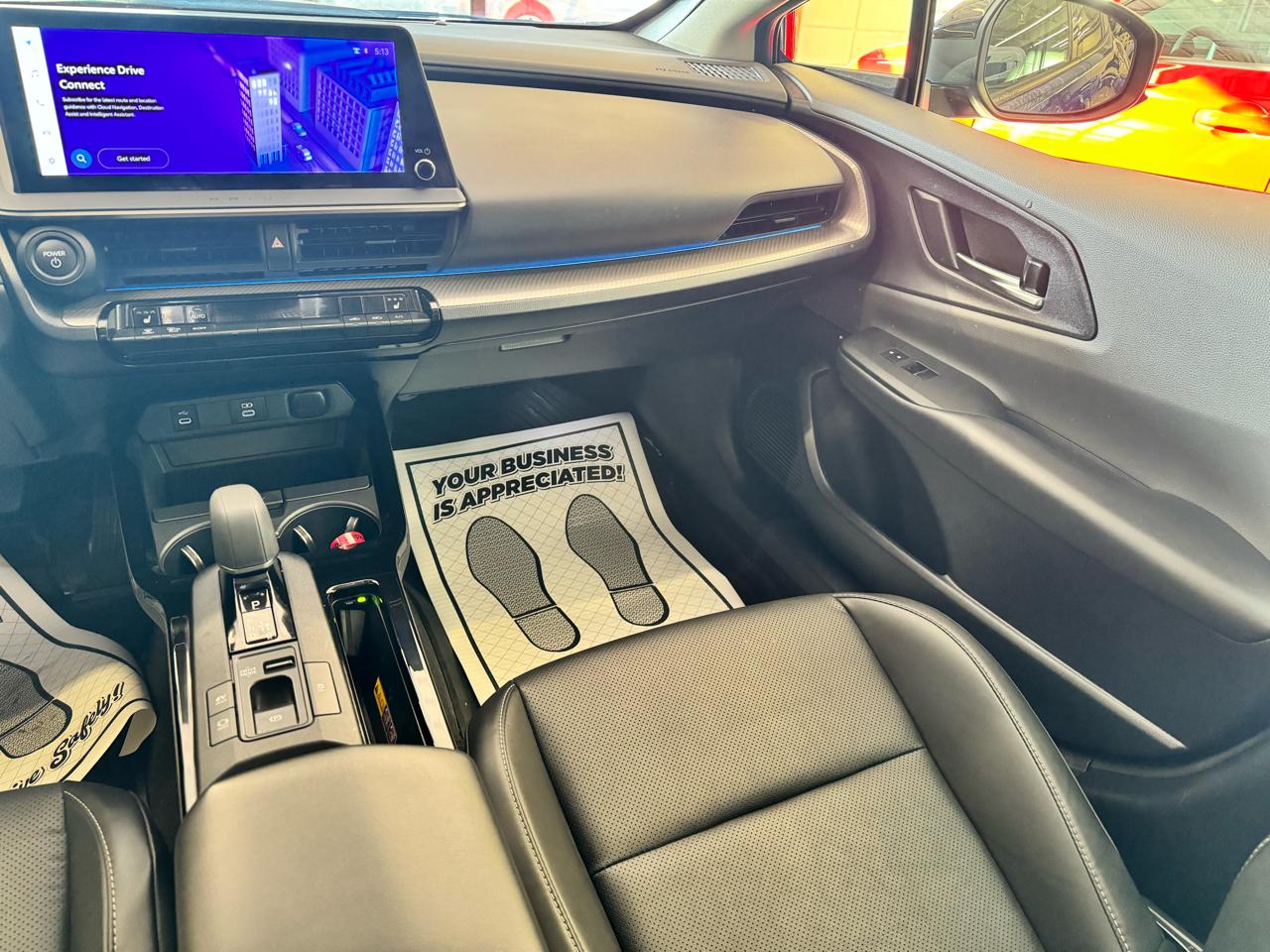 Toyota Prius Limited AWD (Natl) 2024