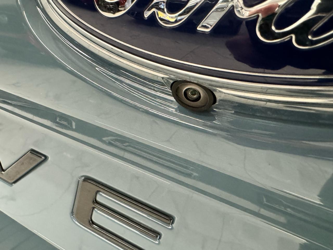 Ford Maverick Lariat FWD SuperCrew 2022