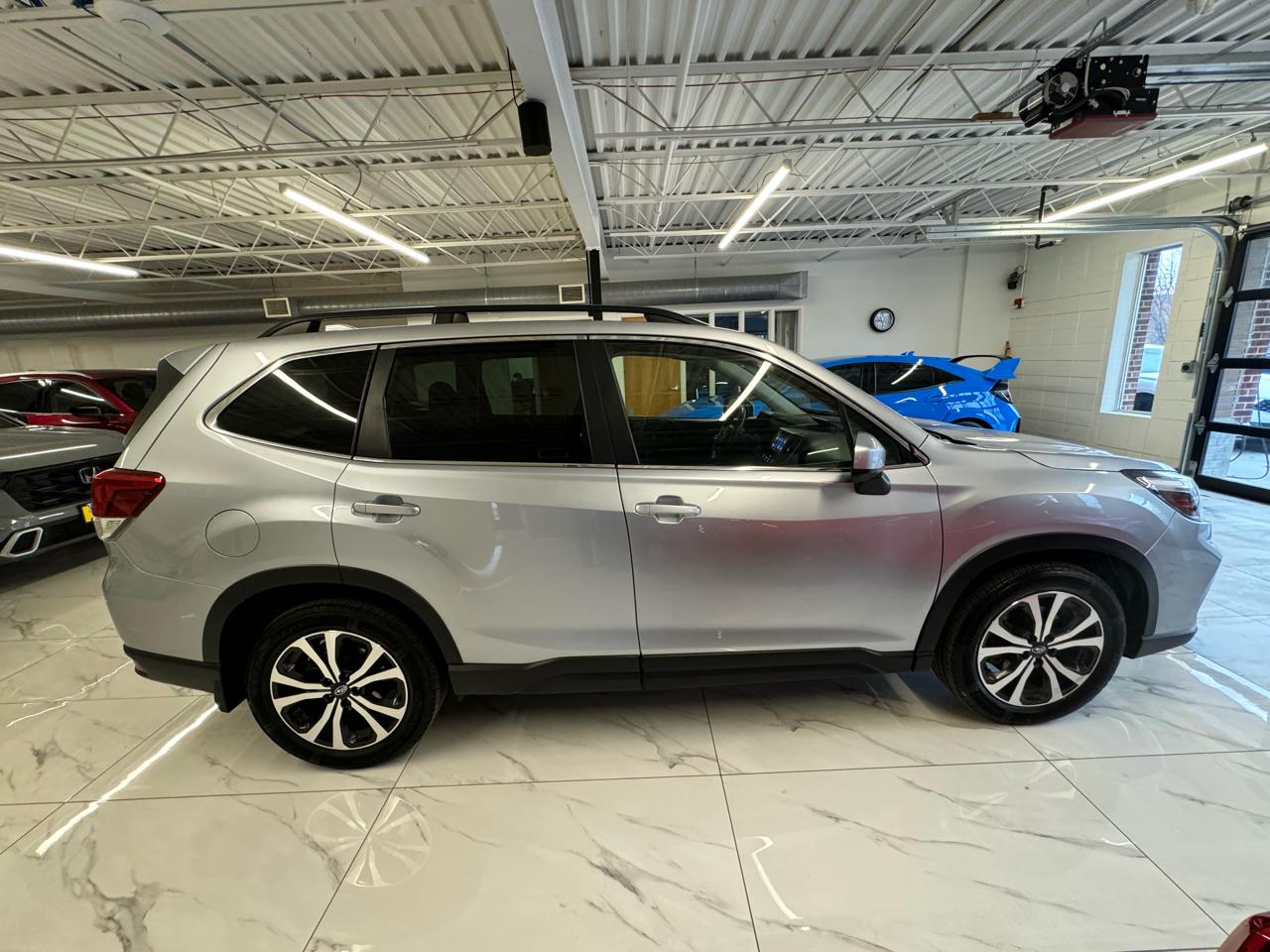 Subaru Forester Limited CVT 2021
