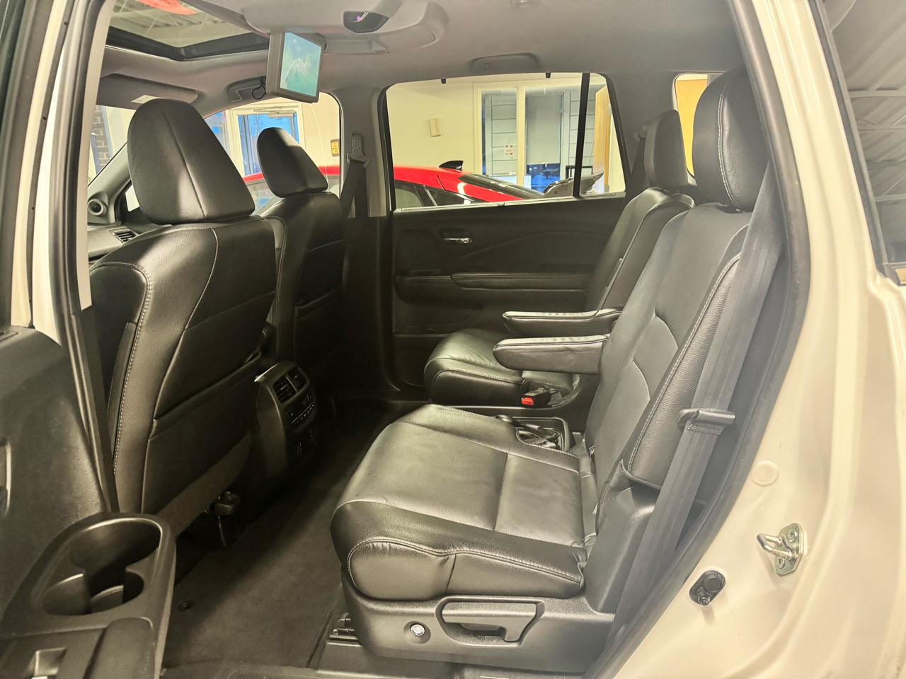 Honda Pilot Touring 7-Passenger AWD 2022