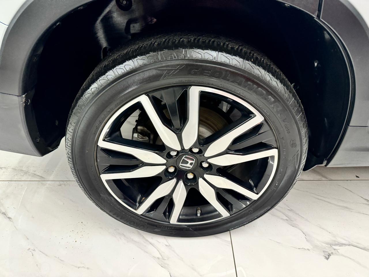 Honda Pilot Touring 7-Passenger AWD 2022