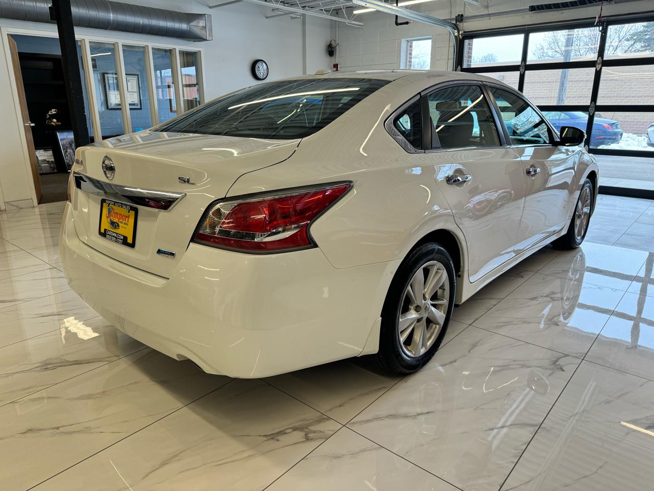 Nissan Altima 4dr Sdn I4 2.5 SL 2014