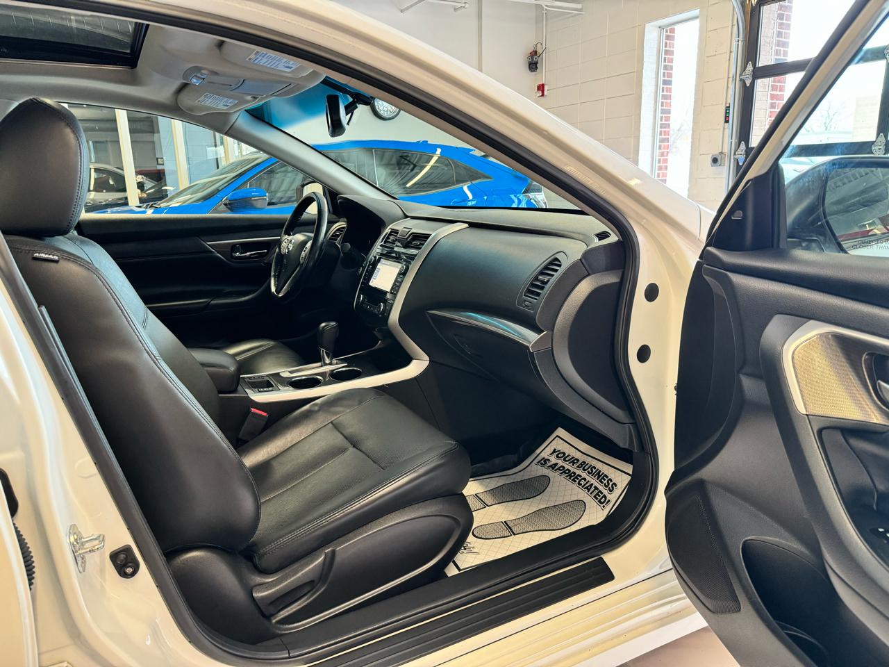 Nissan Altima 4dr Sdn I4 2.5 SL 2014