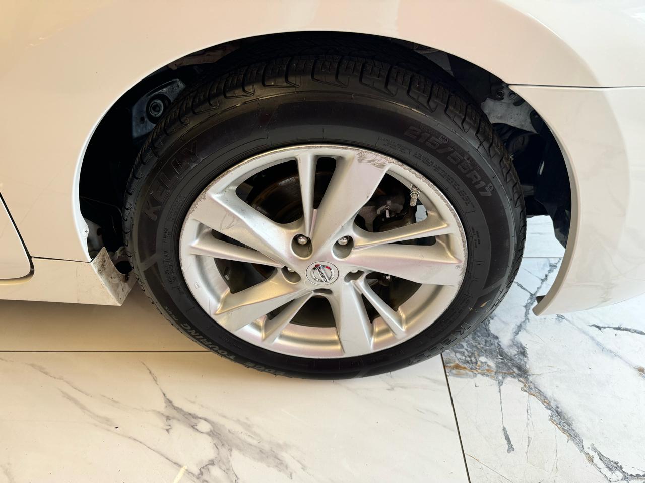 Nissan Altima 4dr Sdn I4 2.5 SL 2014