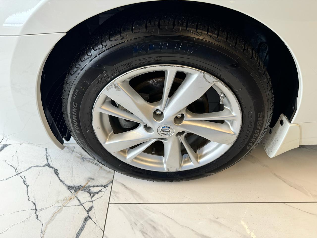 Nissan Altima 4dr Sdn I4 2.5 SL 2014