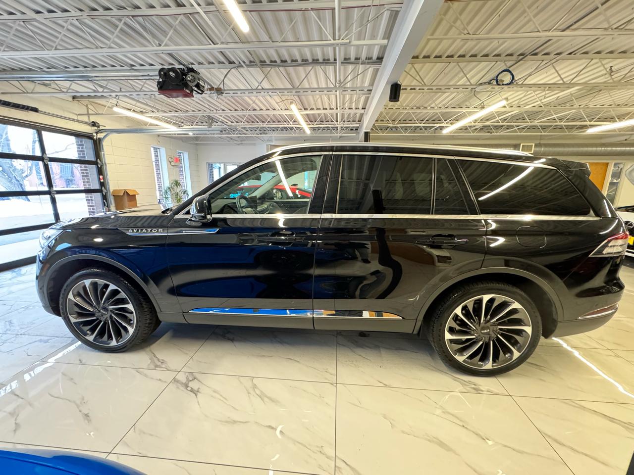 Lincoln Aviator Reserve AWD 2021