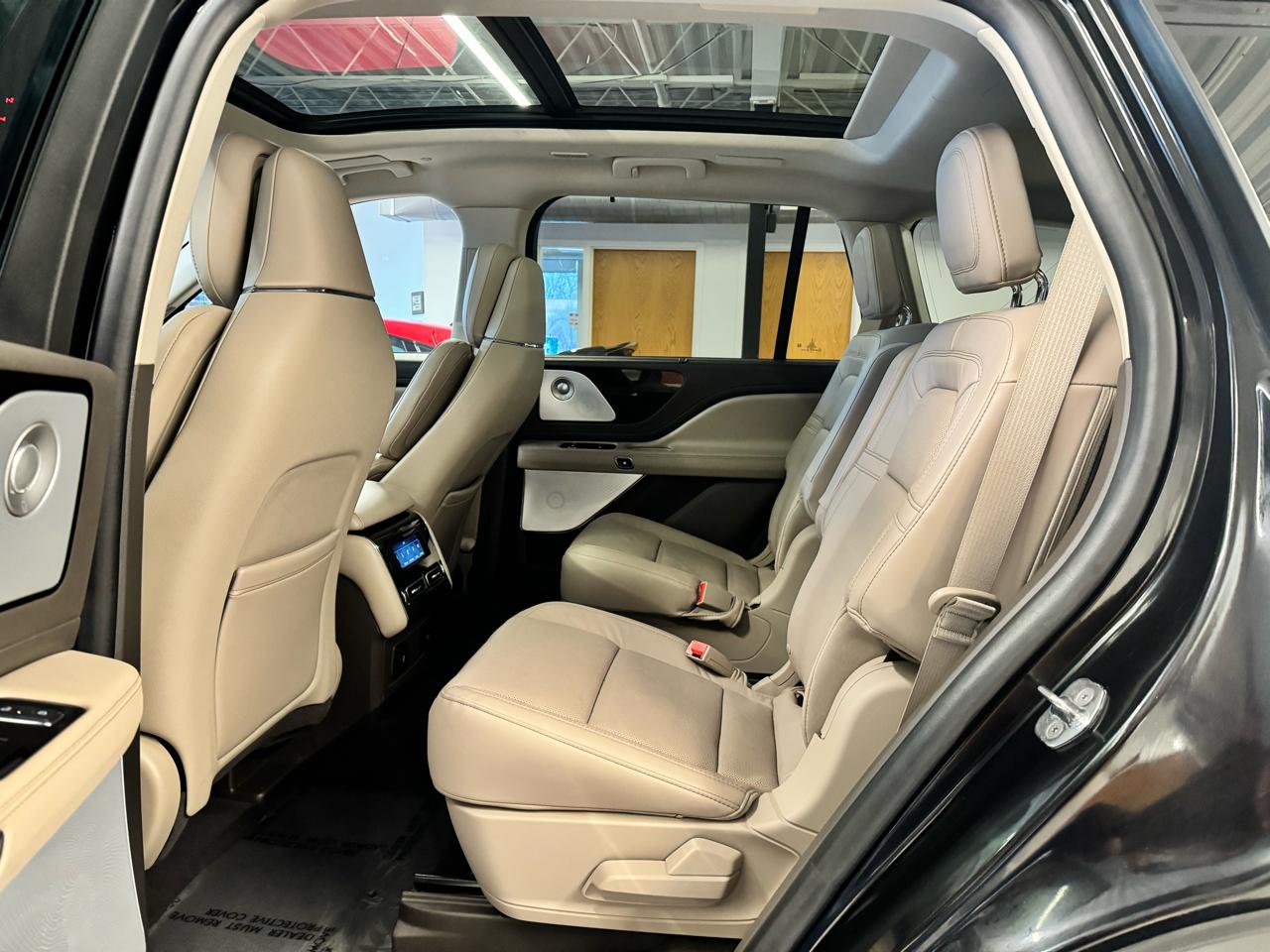 Lincoln Aviator Reserve AWD 2021