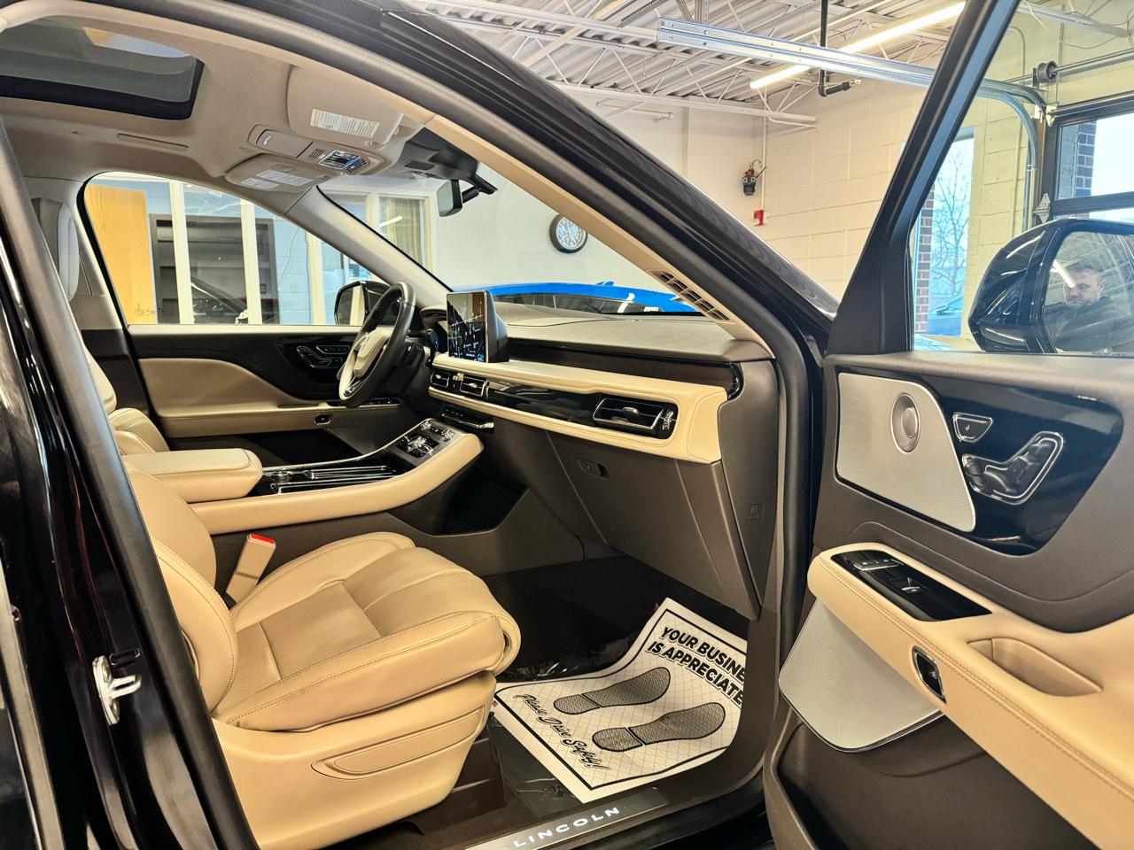 Lincoln Aviator Reserve AWD 2021