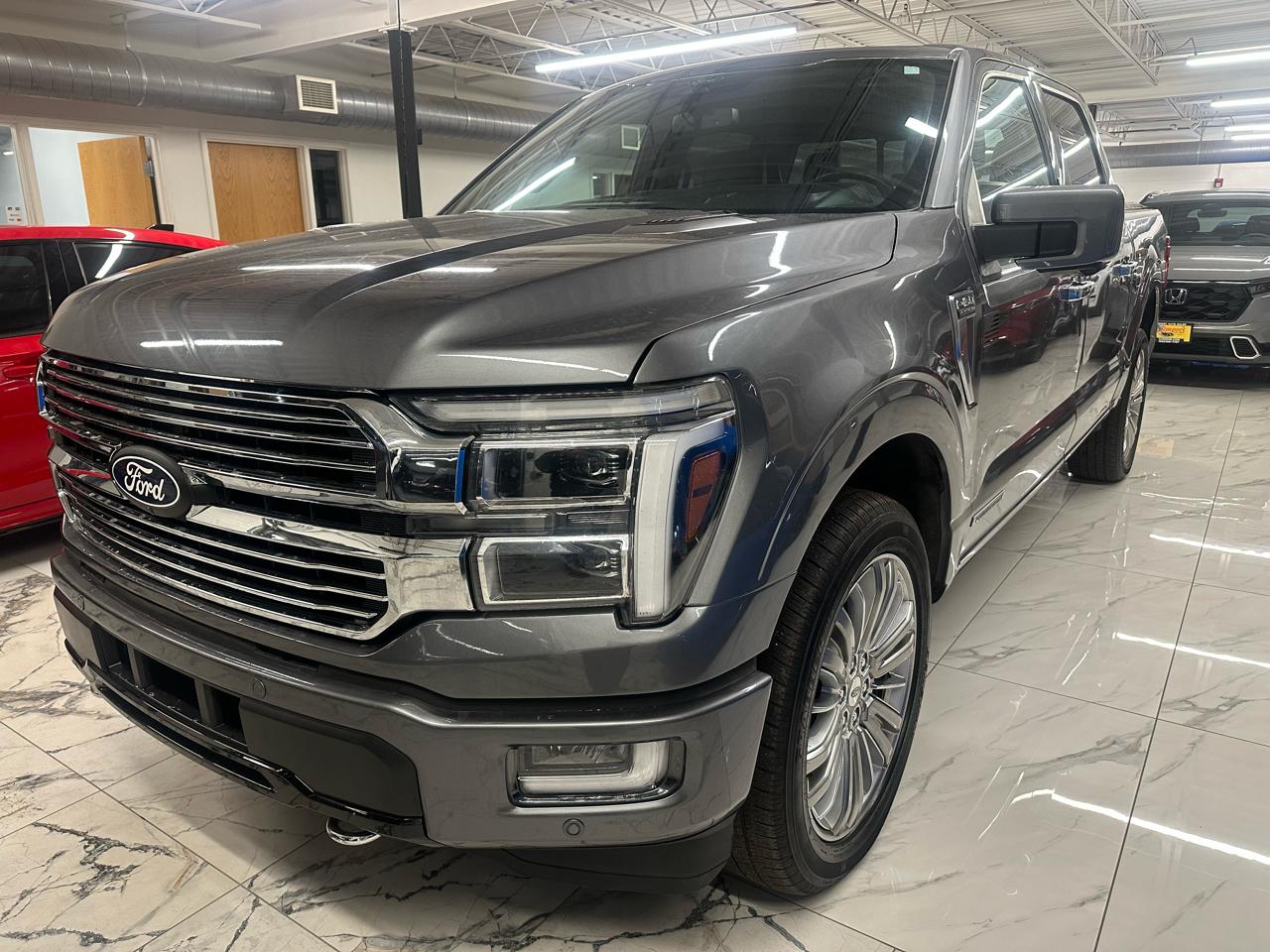 Ford F-150 4WD SuperCrew 145" Platinum 2024