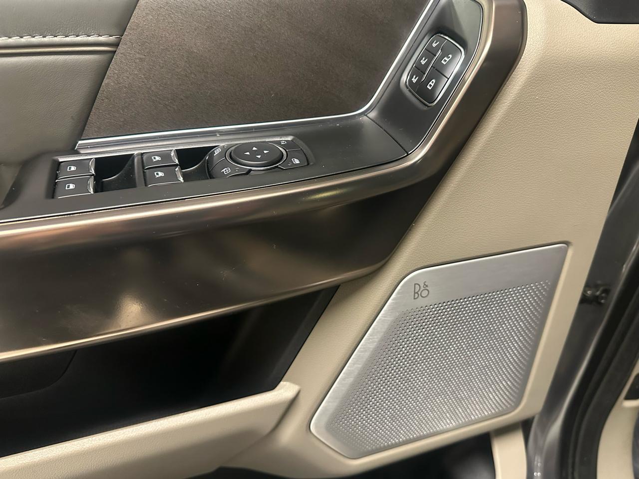 Ford F-150 4WD SuperCrew 145" Platinum 2024