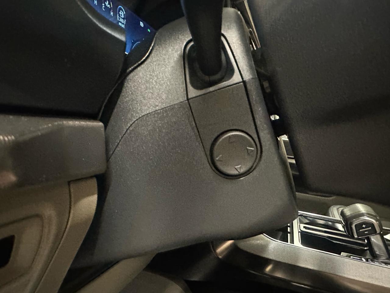 Ford F-150 4WD SuperCrew 145" Platinum 2024