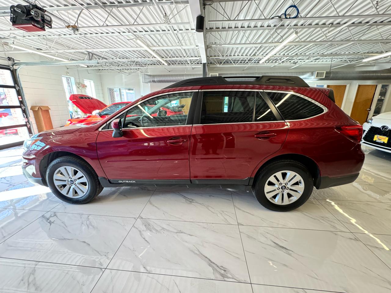 Subaru Outback 4dr Wgn 2.5i Premium 2016