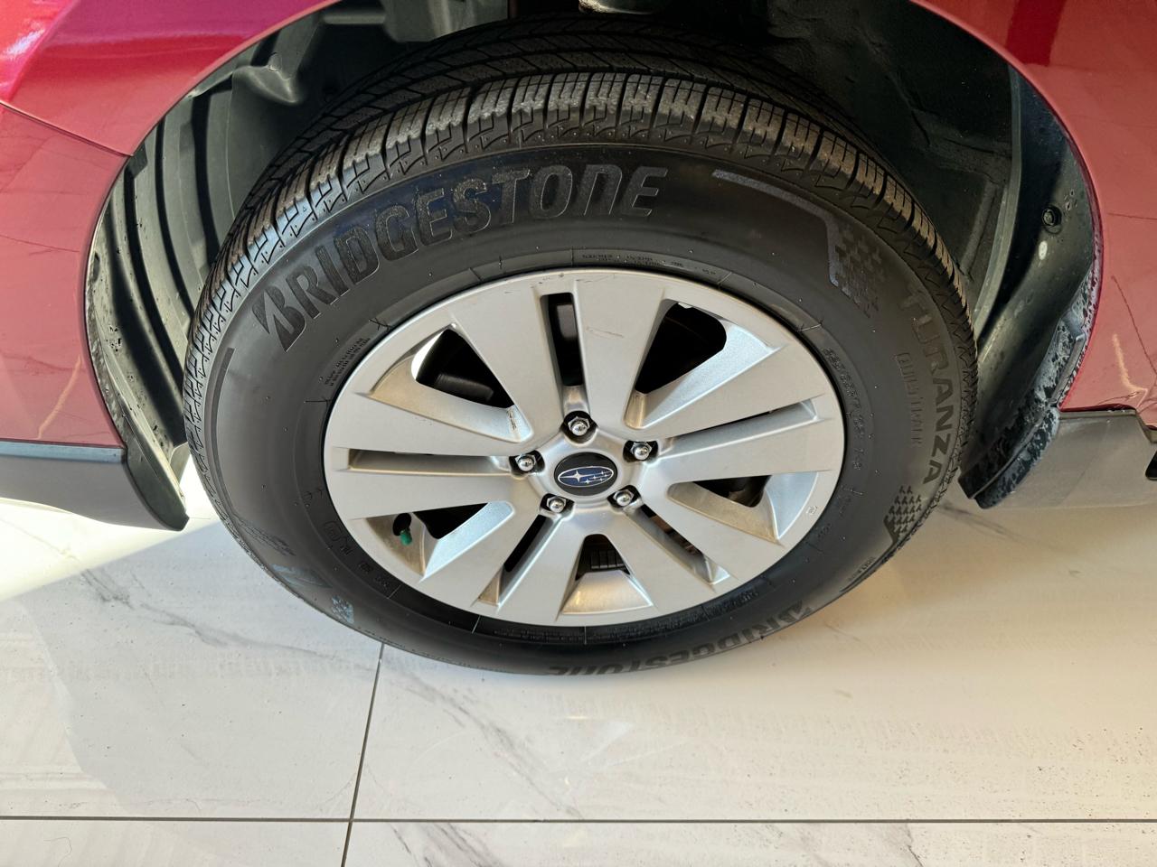 Subaru Outback 4dr Wgn 2.5i Premium 2016