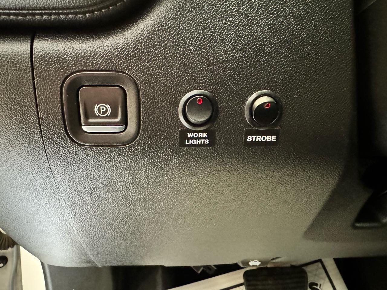 Chevrolet Silverado 1500 4WD Double Cab 147" LT 2020