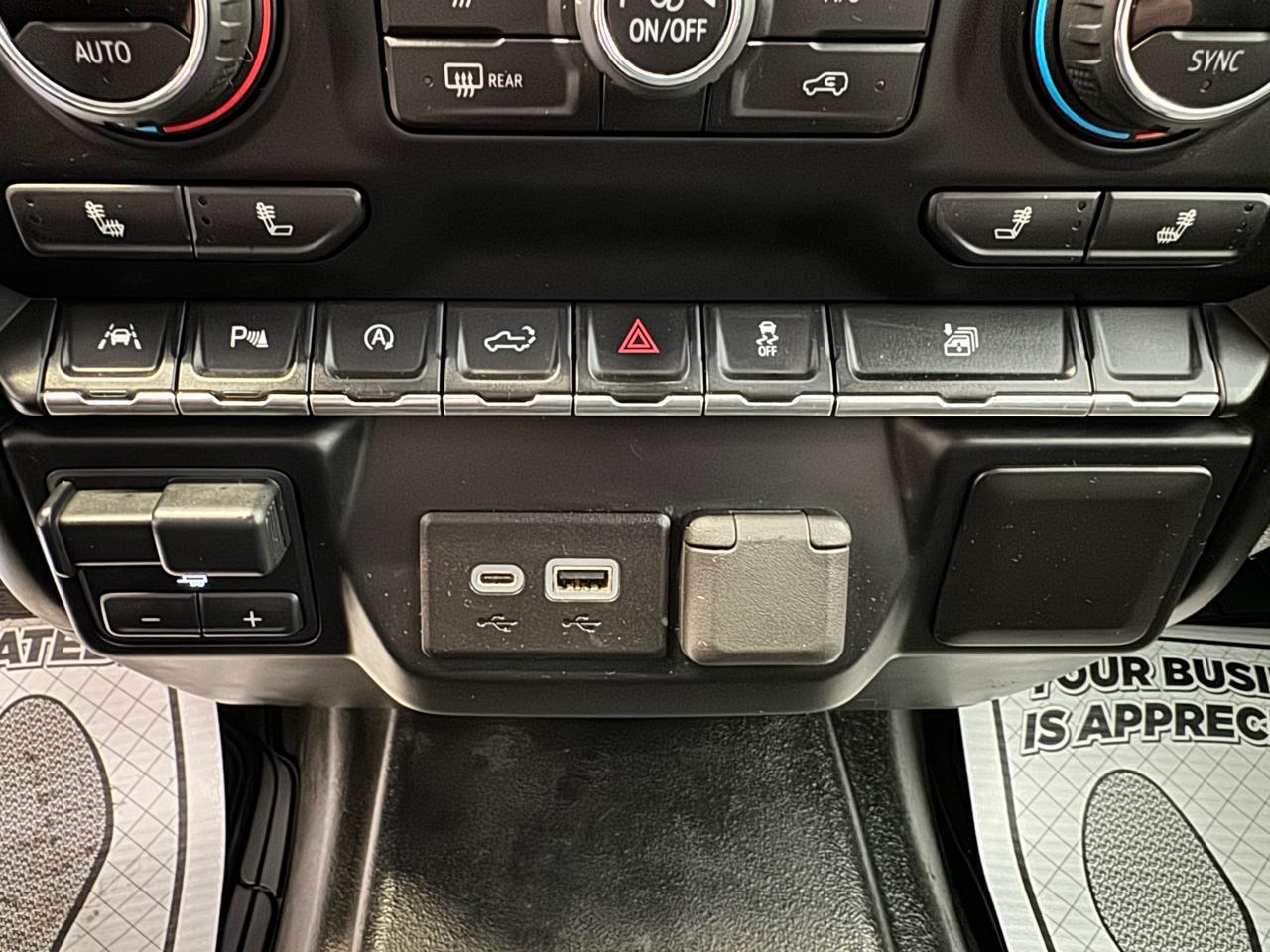 Chevrolet Silverado 1500 4WD Double Cab 147" LT 2020