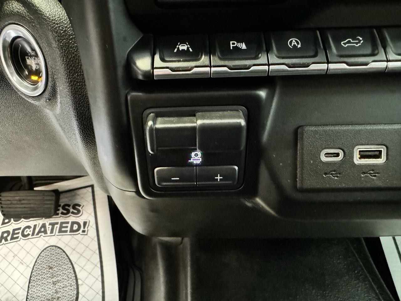 Chevrolet Silverado 1500 4WD Double Cab 147" LT 2020