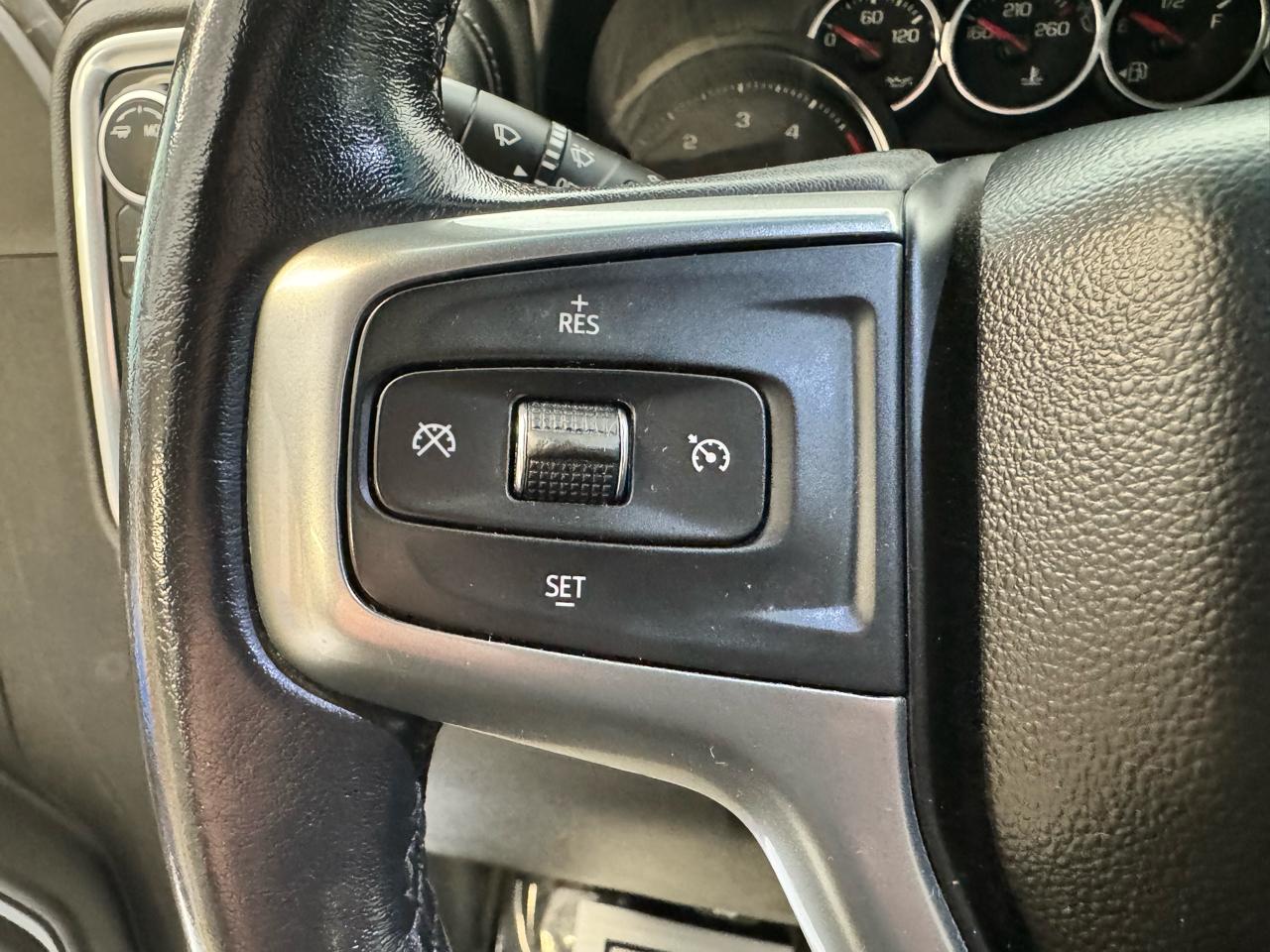 Chevrolet Silverado 2500HD 4WD Crew Cab 159" LT 2022