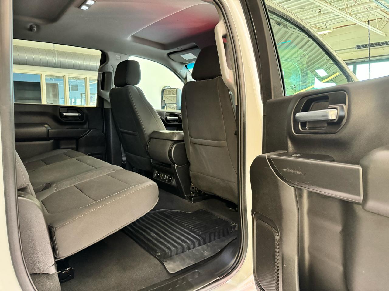 Chevrolet Silverado 2500HD 4WD Crew Cab 159" LT 2022