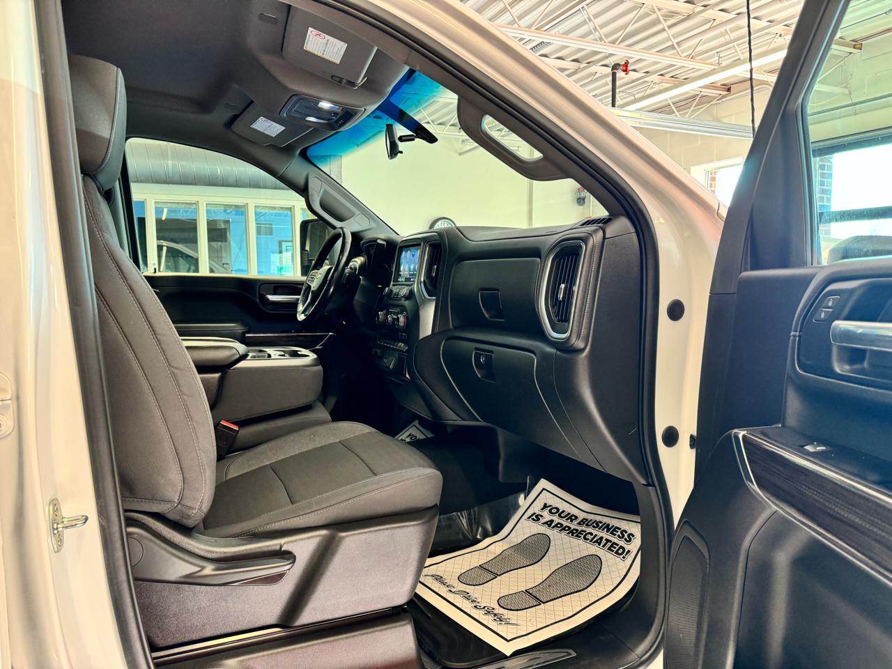 Chevrolet Silverado 2500HD 4WD Crew Cab 159" LT 2022