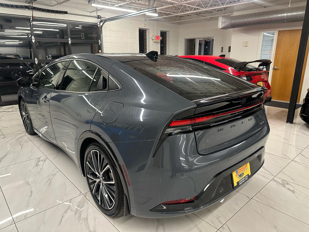 Toyota Prius XLE 5D Hatchback 2023