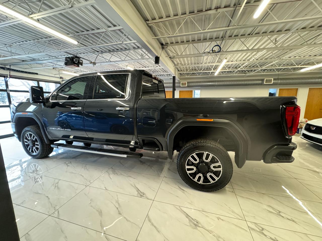 GMC Sierra 2500HD 4WD Crew Cab 159" Denali 2020