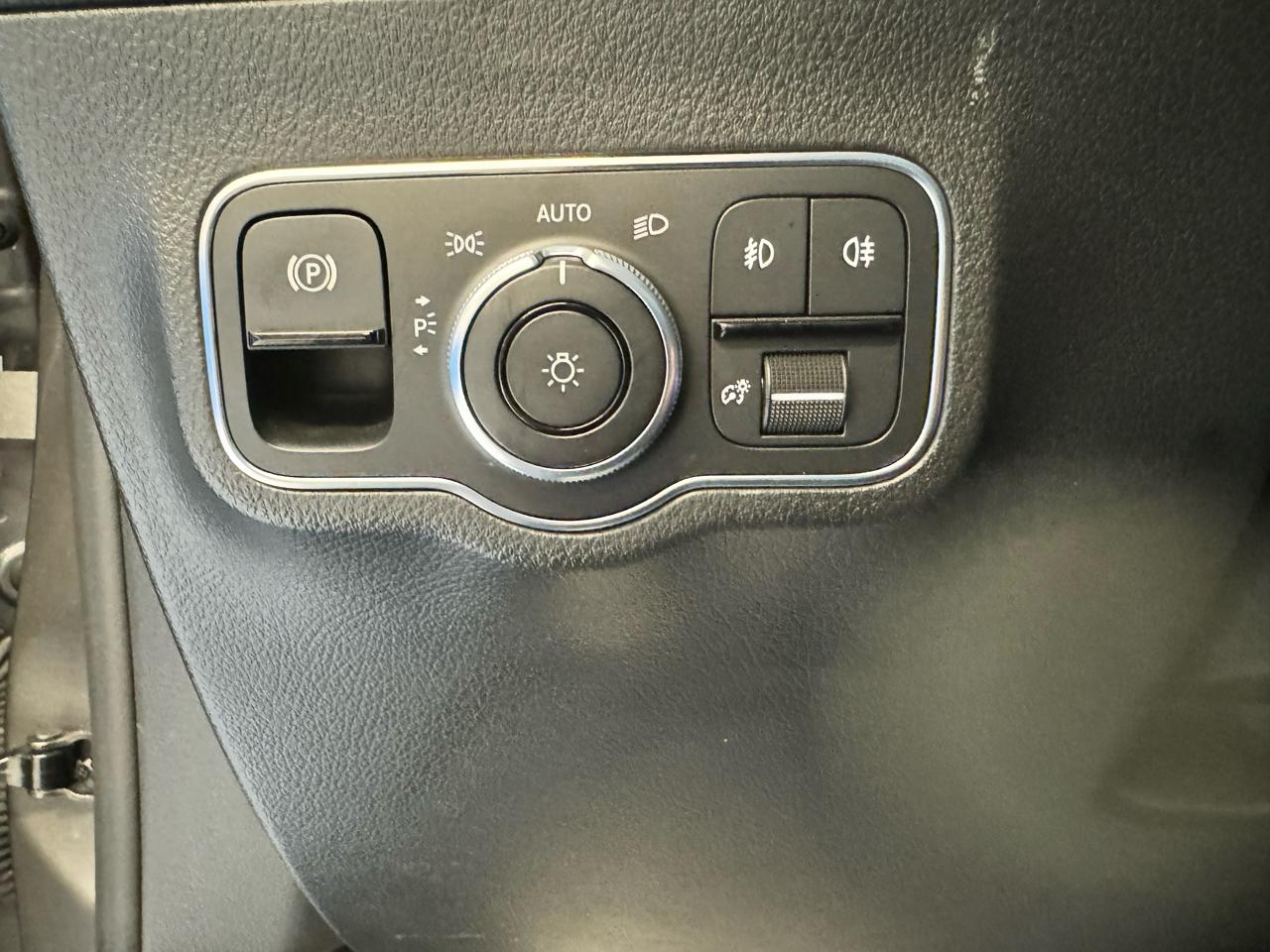 Mercedes-Benz GLA GLA 250 4MATIC SUV 2021