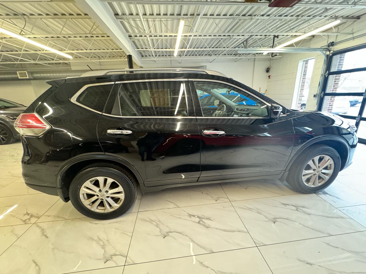 Nissan Rogue AWD 4dr SV 2014