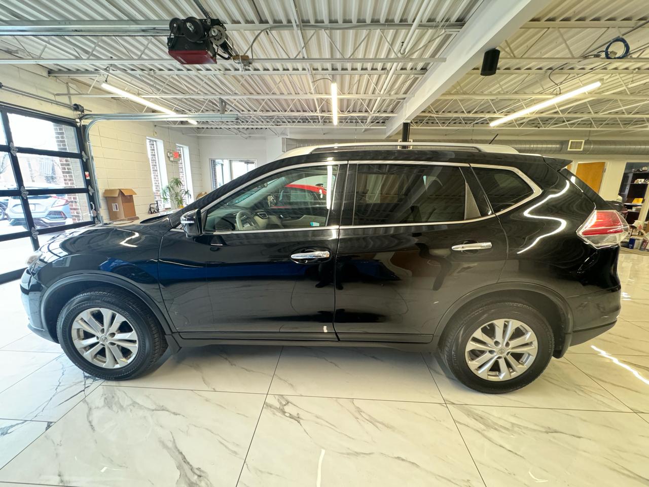 Nissan Rogue AWD 4dr SV 2014