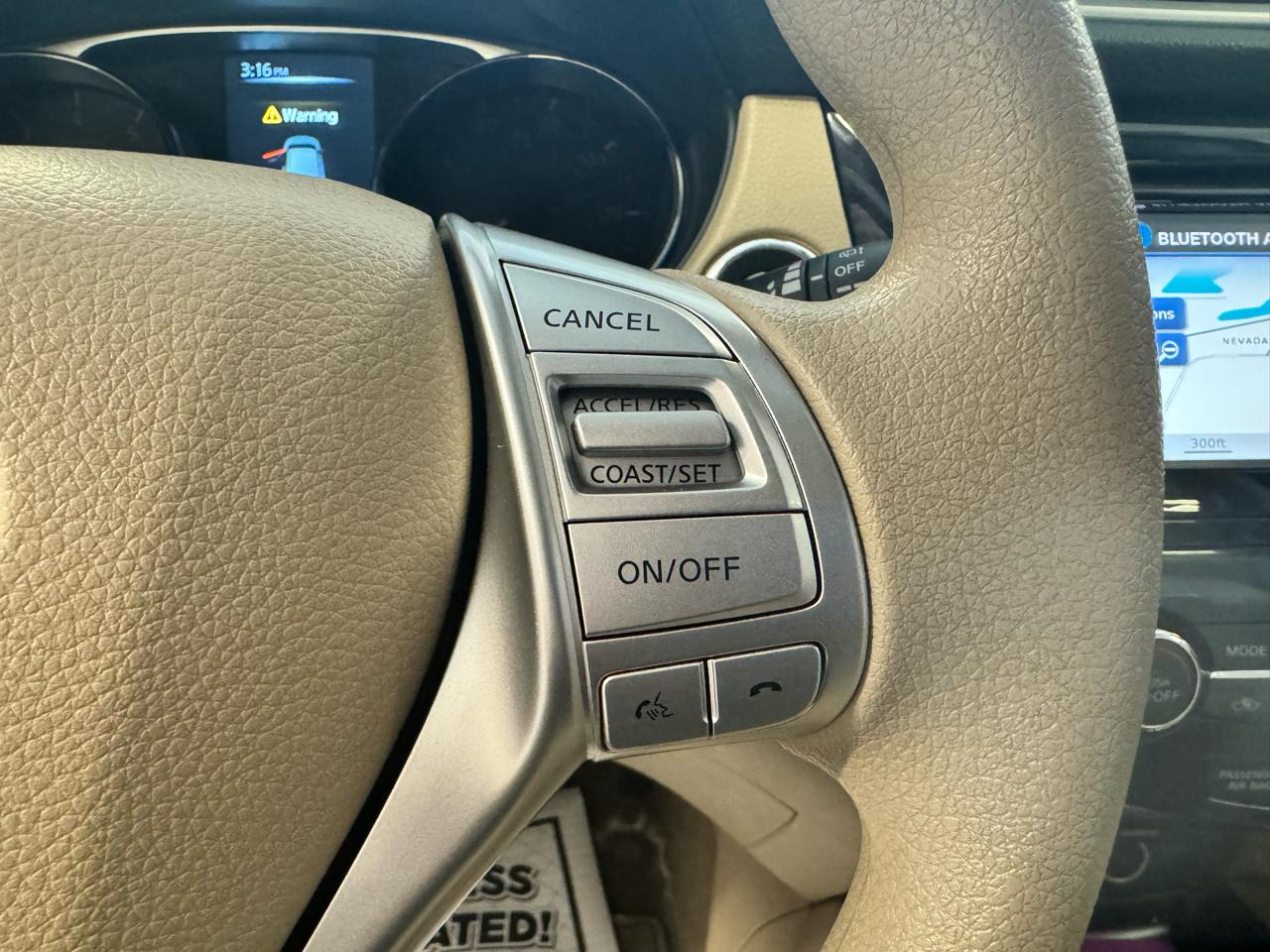 Nissan Rogue AWD 4dr SV 2014