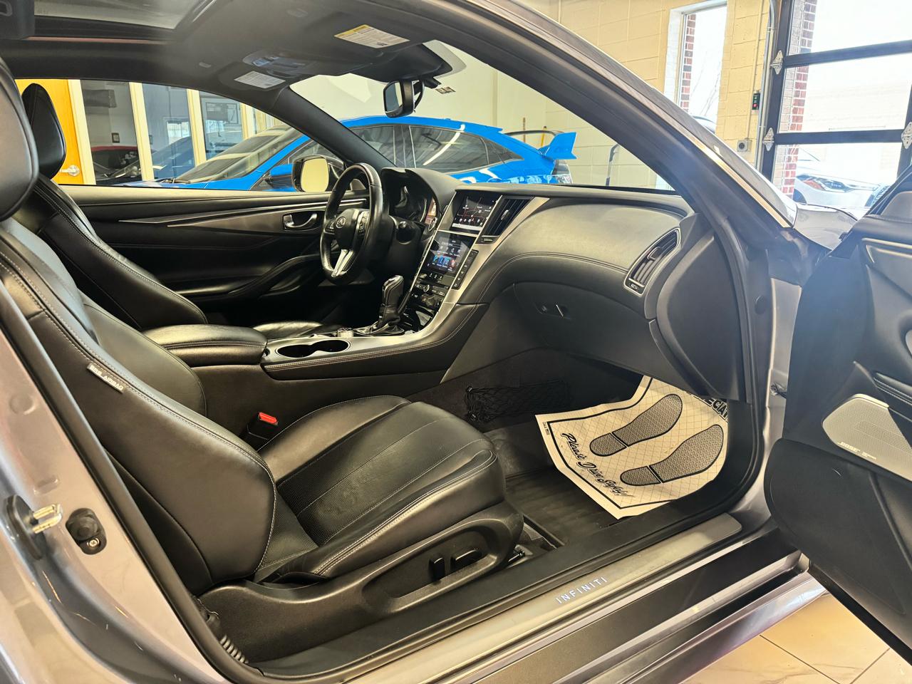 Infiniti Q60 Coupe 2dr Auto AWD 2020