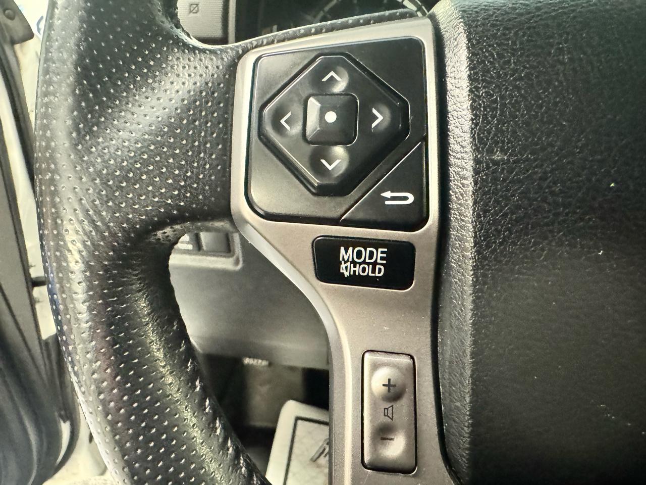 Toyota 4Runner 4WD 4dr V6 Trail Premium (Natl) 2014