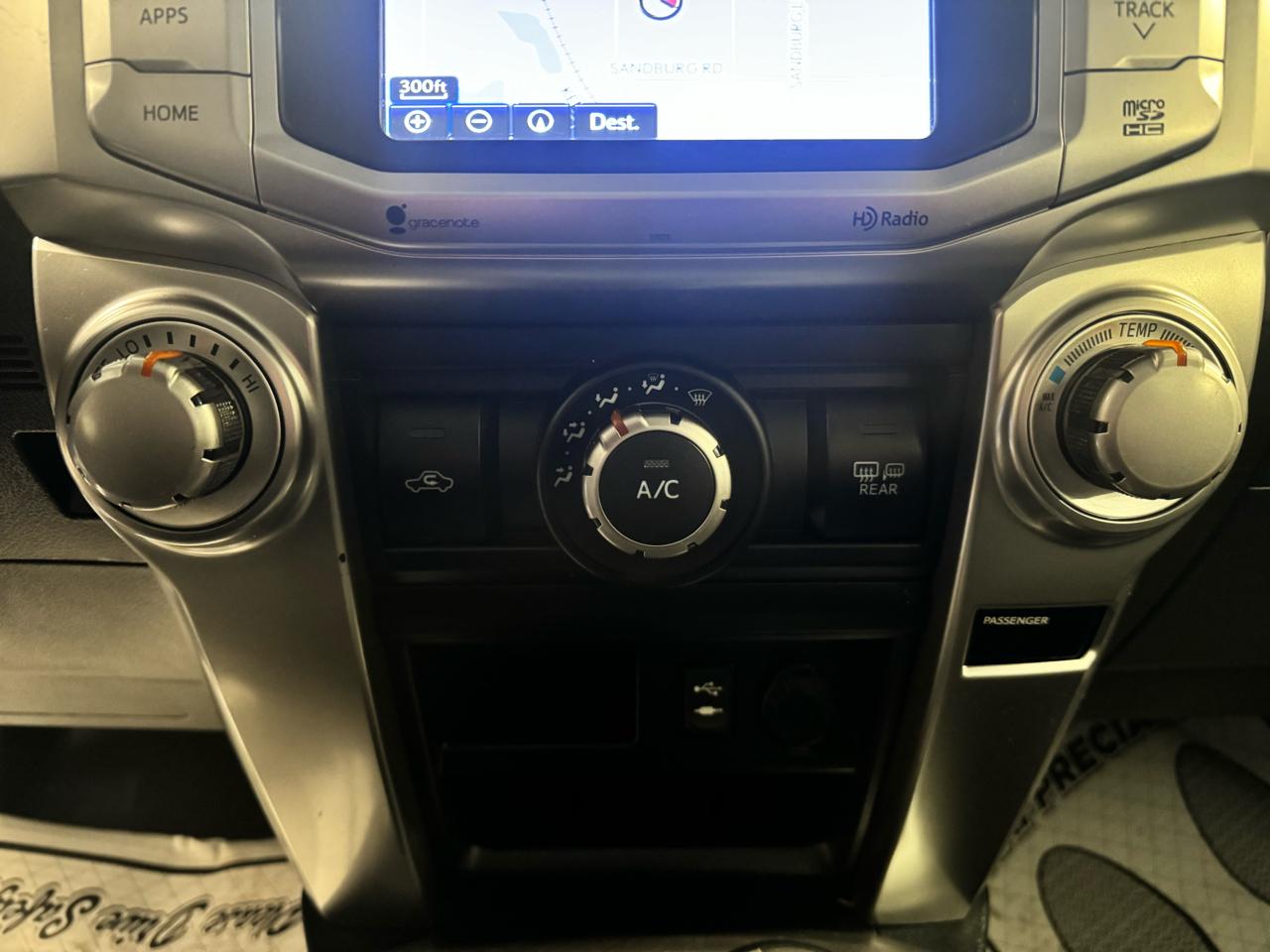 Toyota 4Runner 4WD 4dr V6 Trail Premium (Natl) 2014