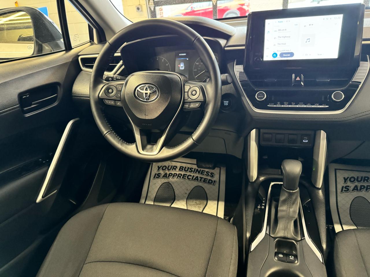 Toyota Corolla Cross LE 4WD (Natl) 2025