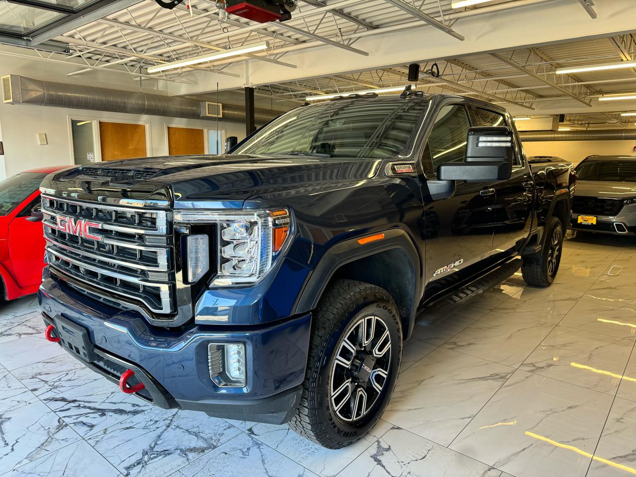 GMC Sierra 2500HD 4WD Crew Cab 159" AT4 2022