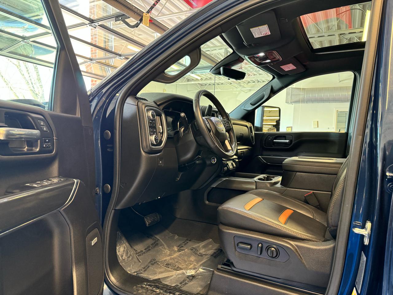 GMC Sierra 2500HD 4WD Crew Cab 159" AT4 2022