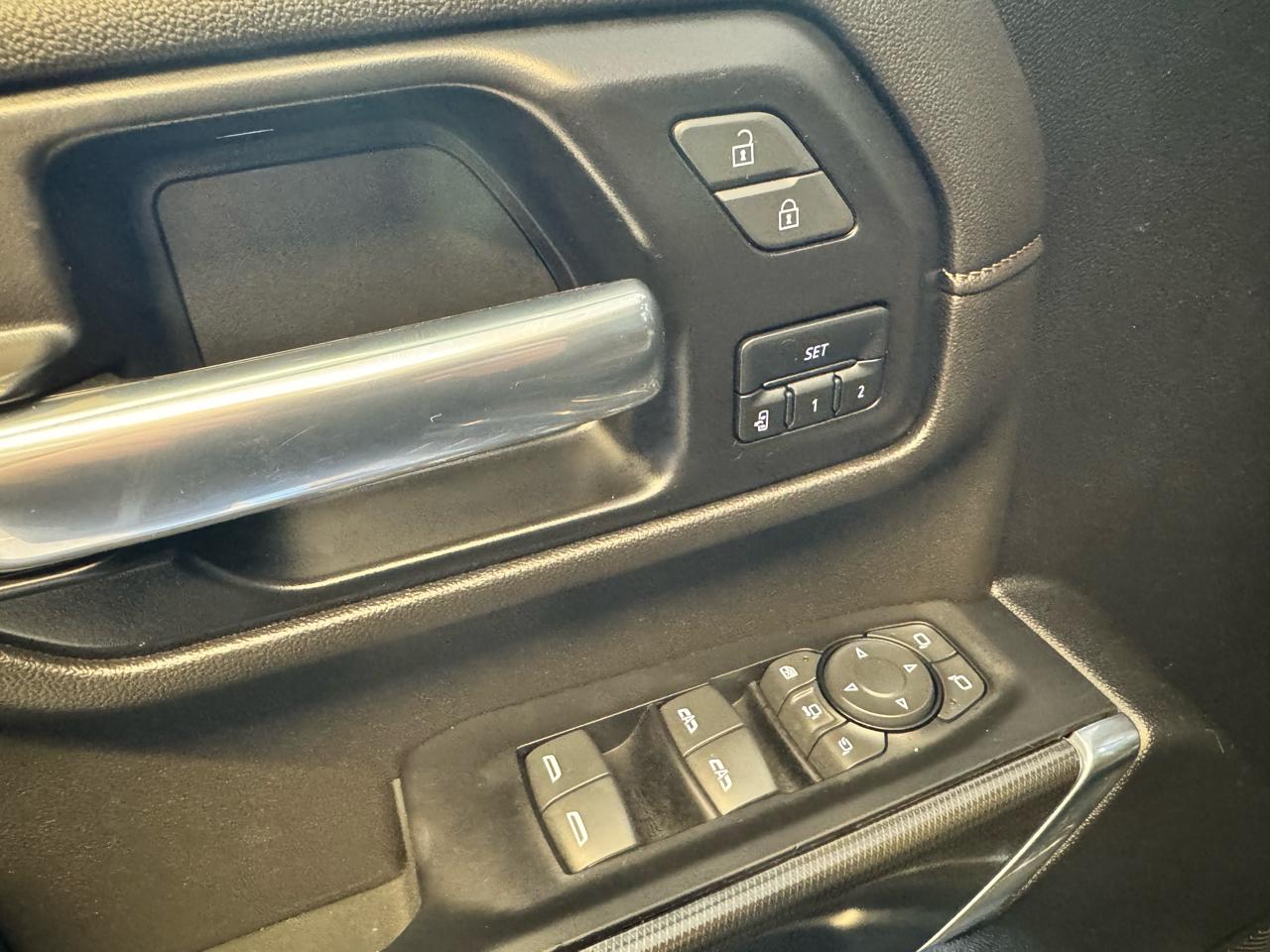 GMC Sierra 2500HD 4WD Crew Cab 159" AT4 2022