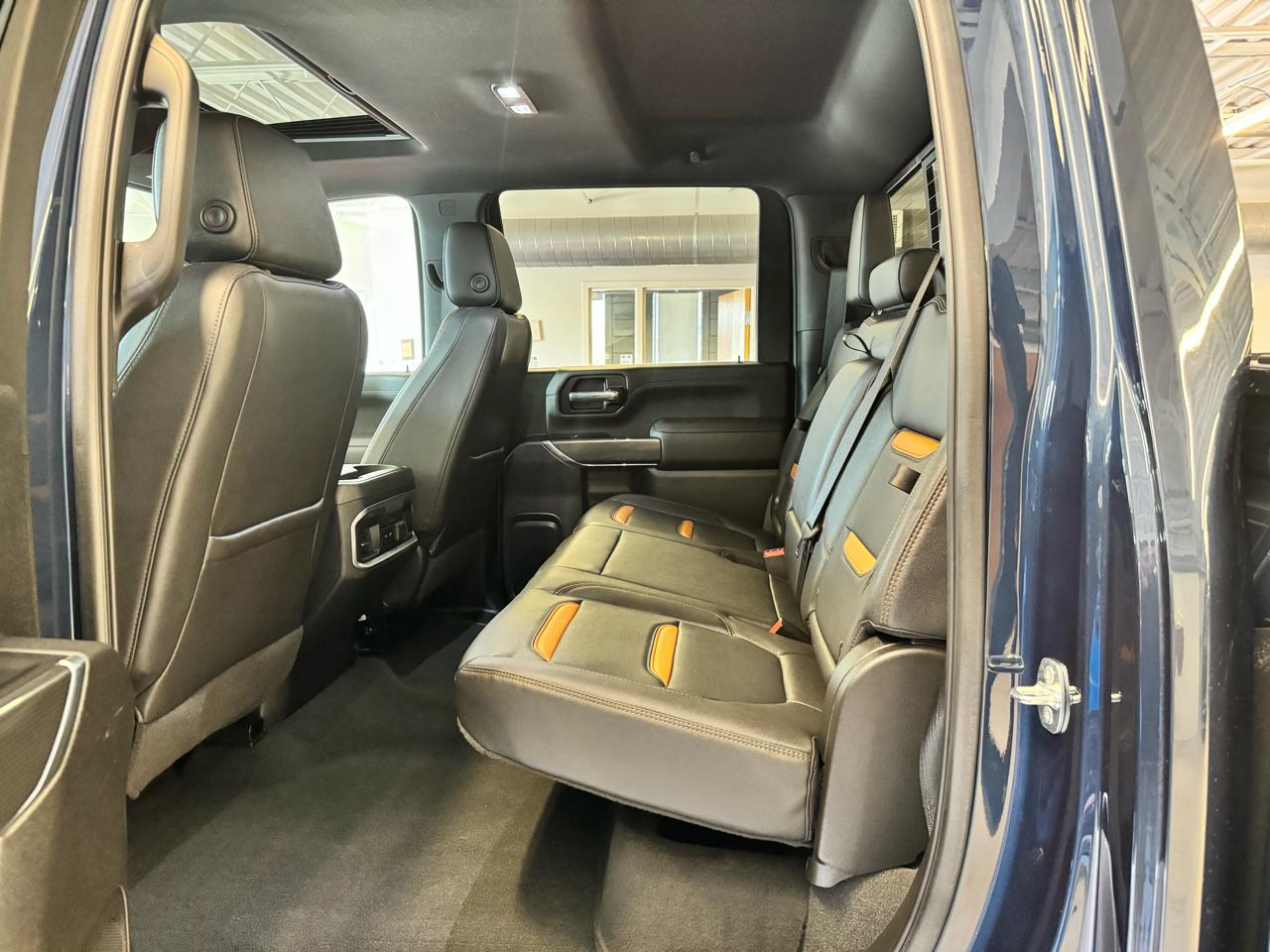 GMC Sierra 2500HD 4WD Crew Cab 159" AT4 2022