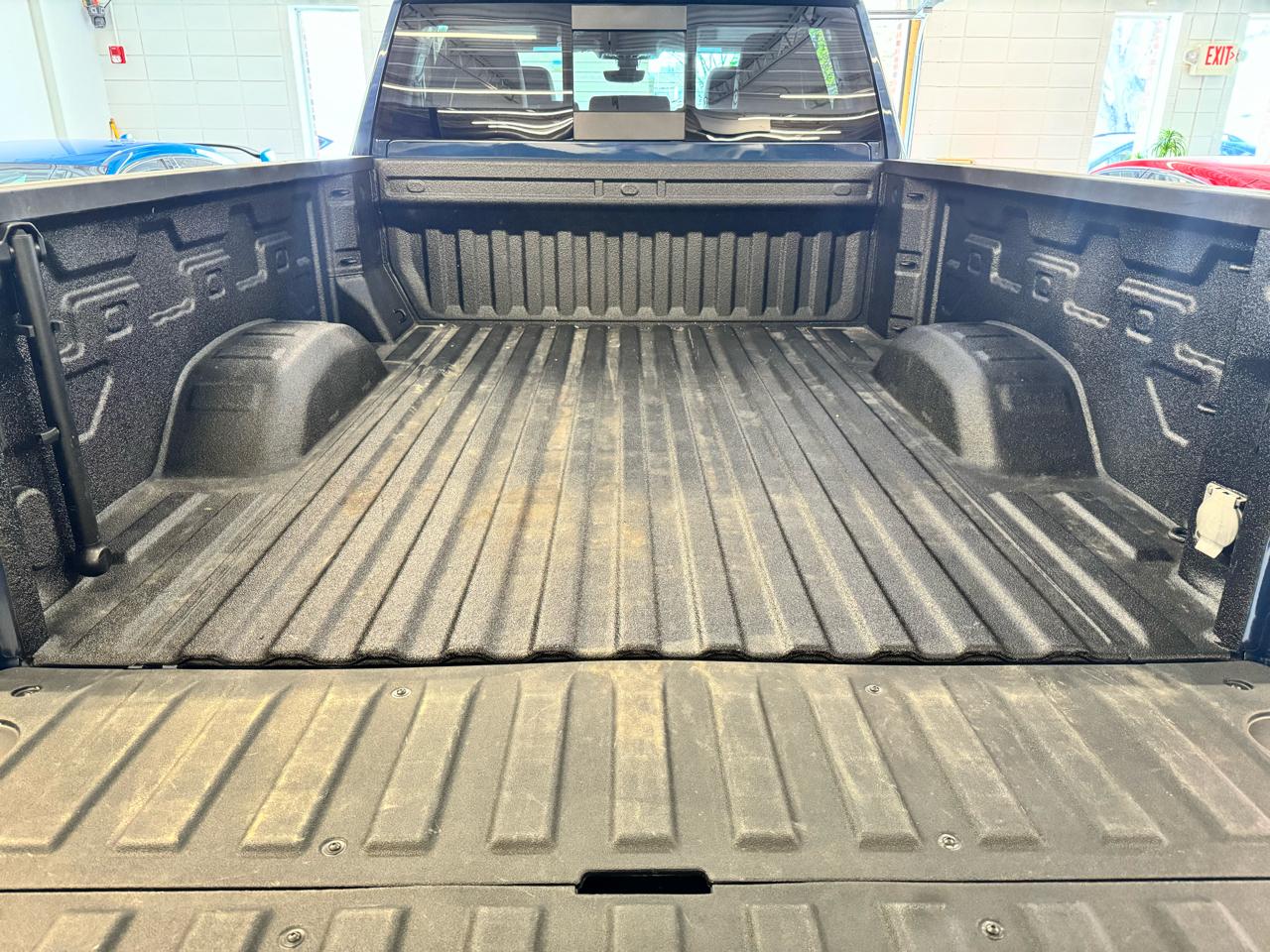 GMC Sierra 2500HD 4WD Crew Cab 159" AT4 2022