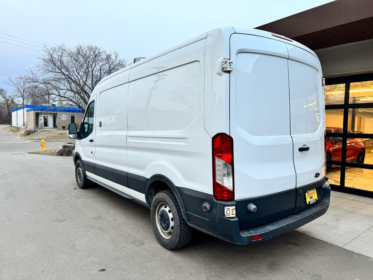 Ford Transit Van T-350 148" Med Rf 9500 GVWR Sliding RH Dr 2017