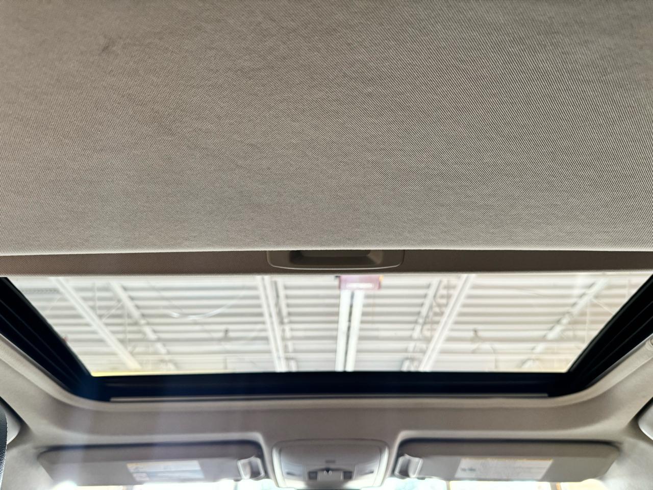 Toyota RAV4 Limited FWD (Natl) 2017