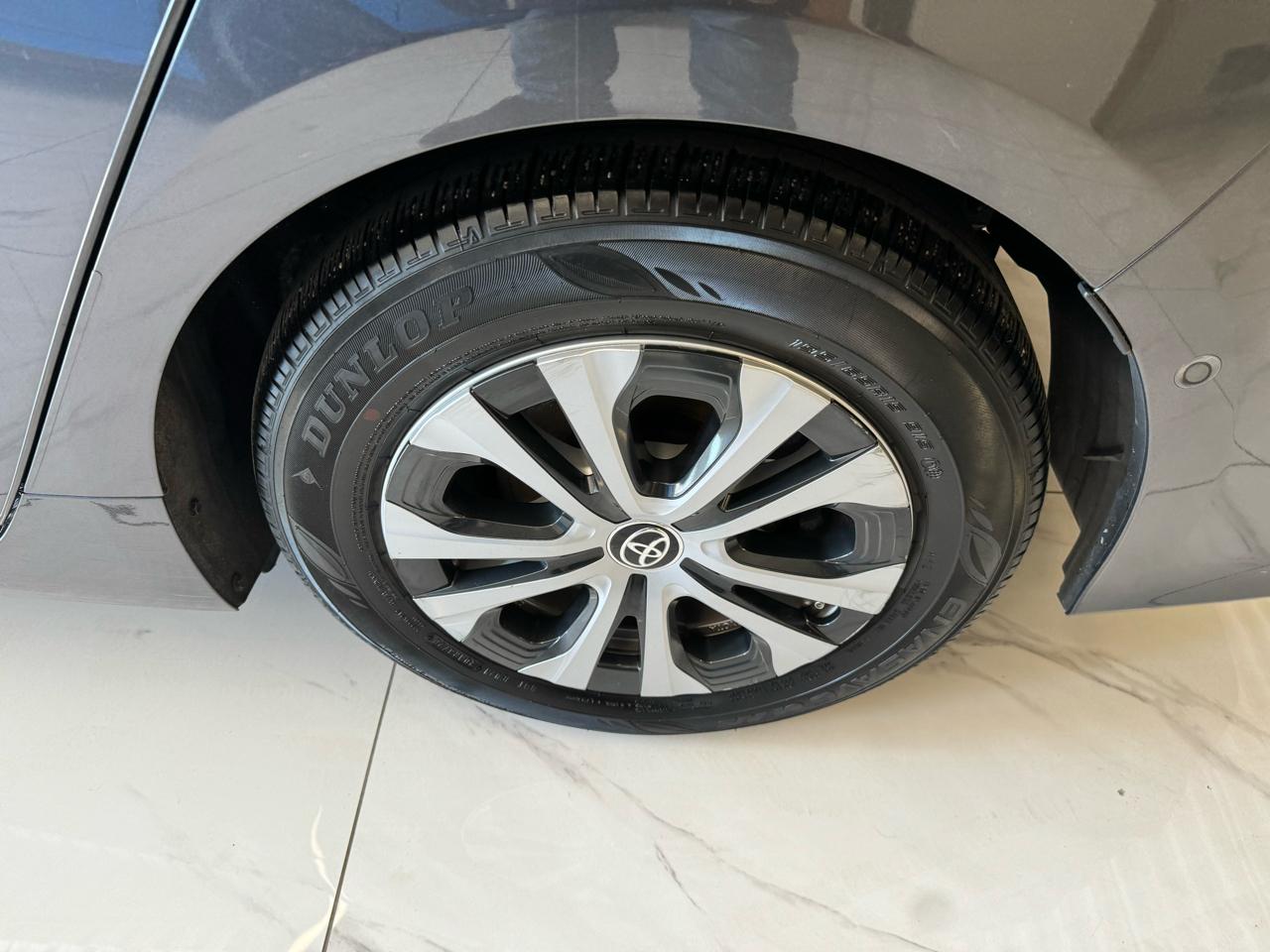 Toyota Prius Prime Limited (Natl) 2021