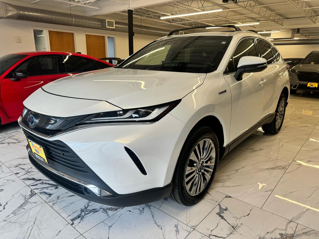 Toyota Venza XLE I4 AWD 2021