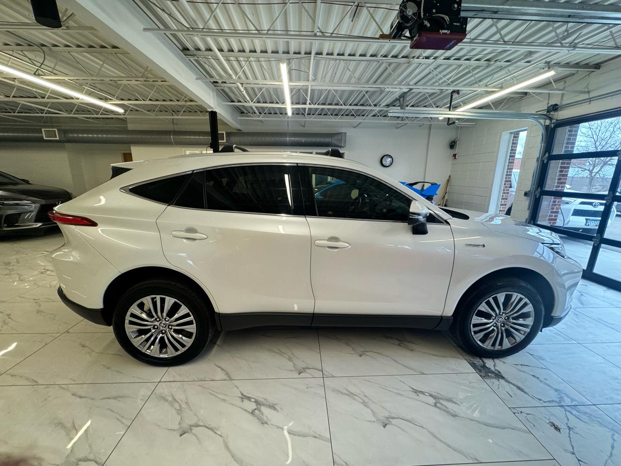 Toyota Venza XLE I4 AWD 2021