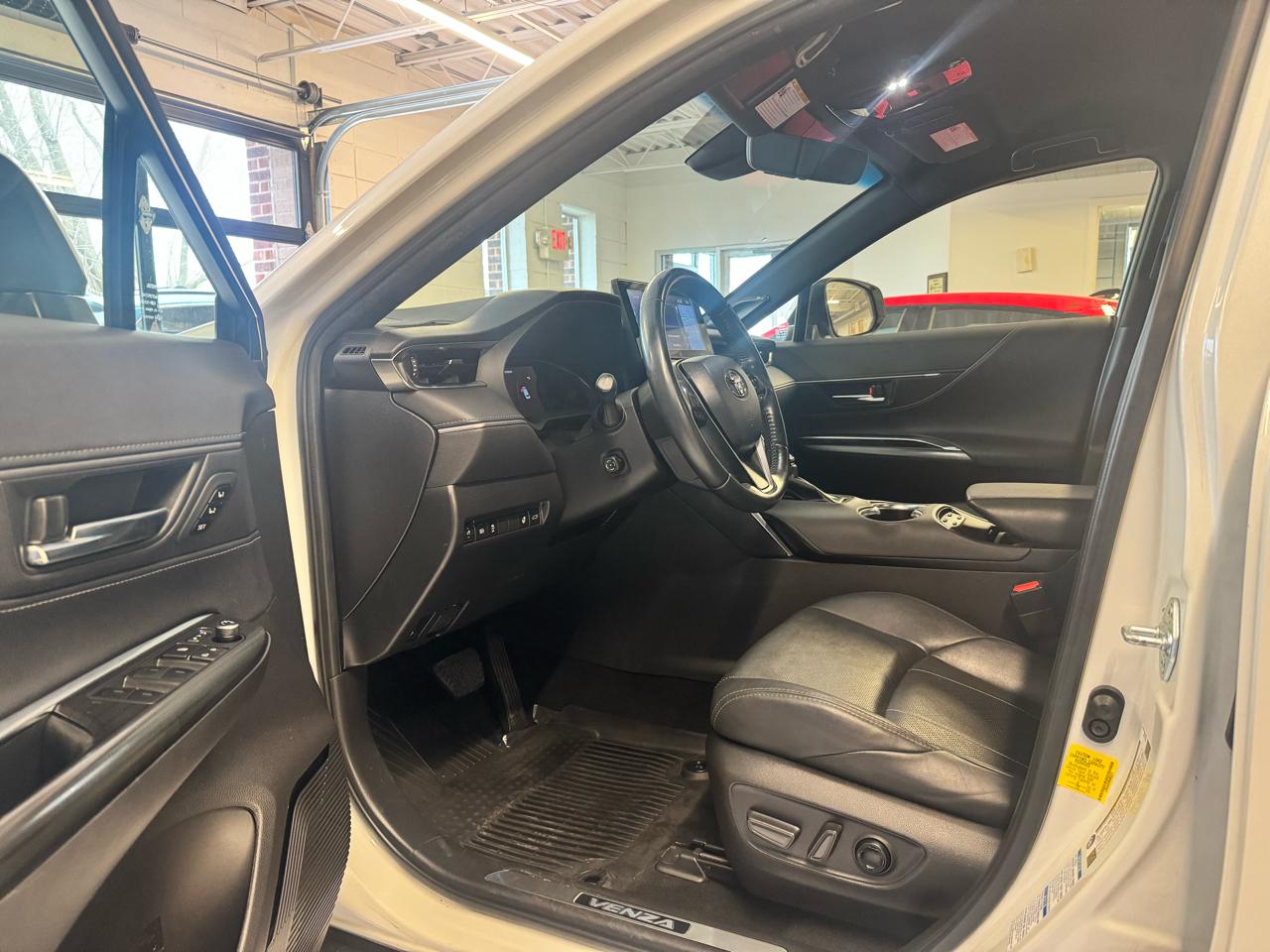 Toyota Venza XLE I4 AWD 2021