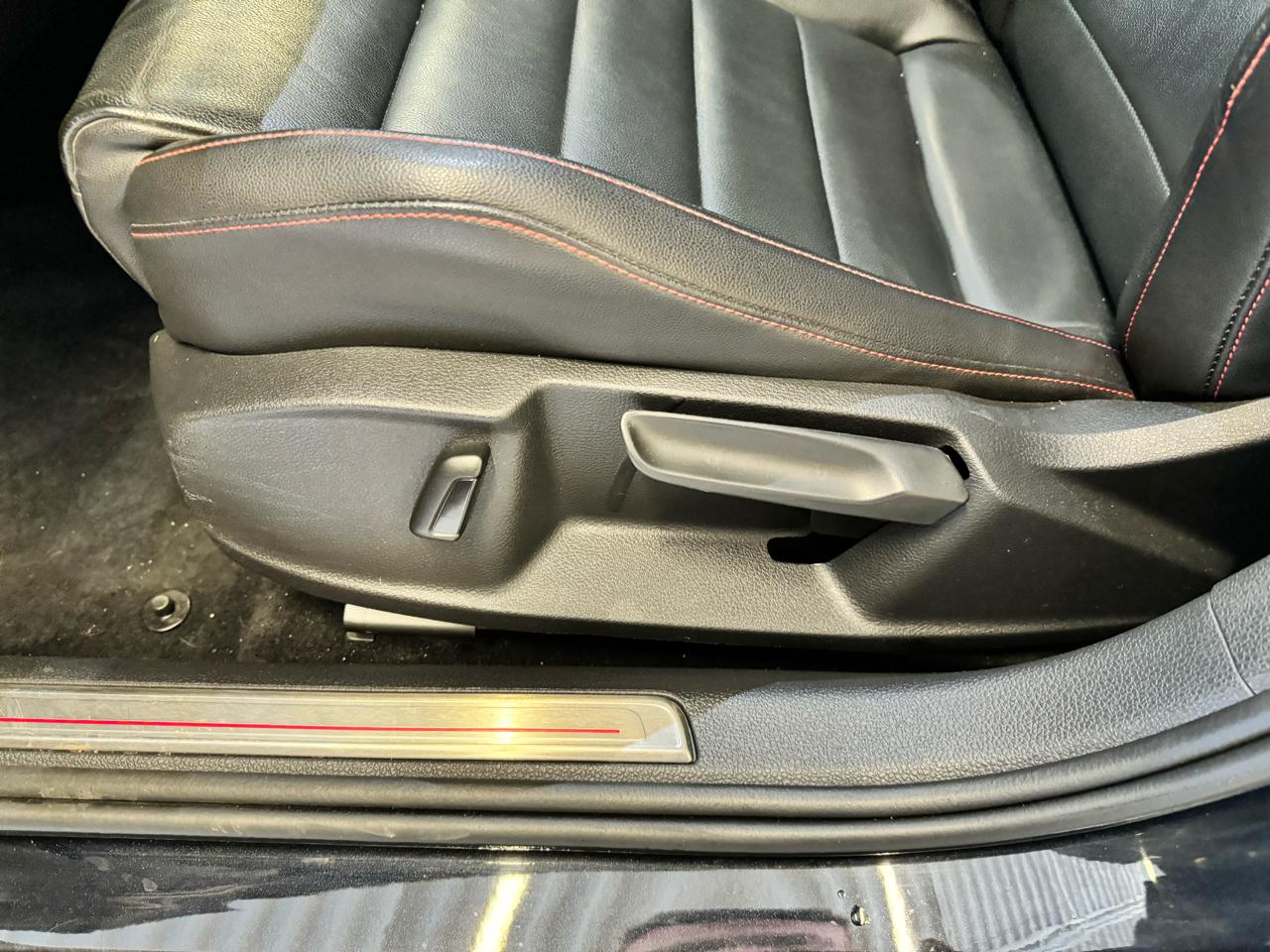 Volkswagen Golf GTI 2.0T Rabbit Edition Manual 2019