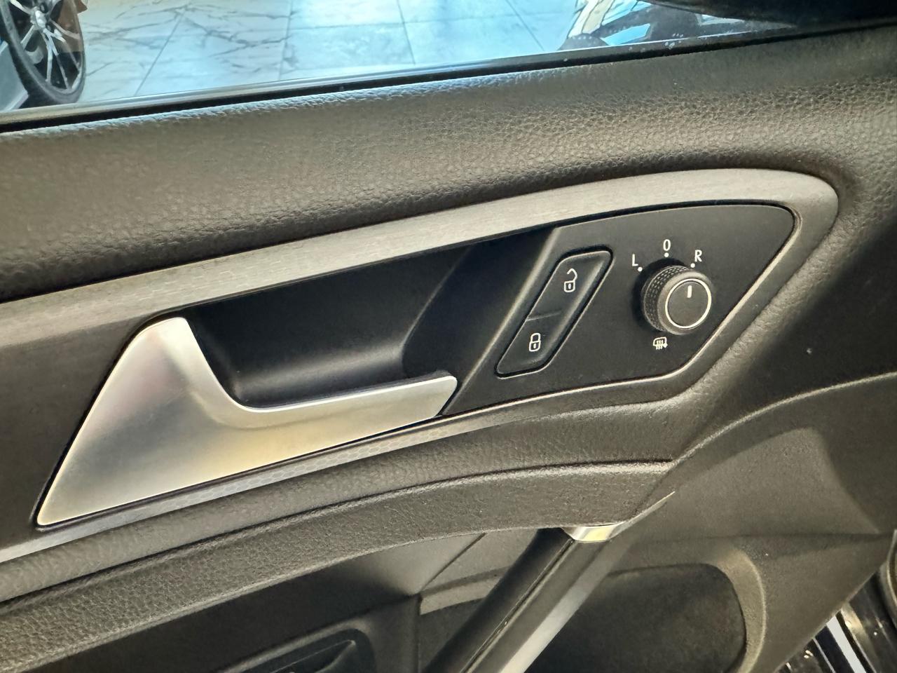 Volkswagen Golf GTI 2.0T Rabbit Edition Manual 2019